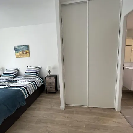 Appartement T3 De 66m² Avec Terrasse, Parking Et Proche Jetée Thiers, Centre-ville D'arcachon - Fr-1-374-209