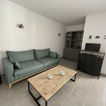 T3 De 66m² Avec Terrasse, Parking Et Proche Jetée Thiers, Centre-ville D'arcachon - Fr-1-374-209 * Arcachon