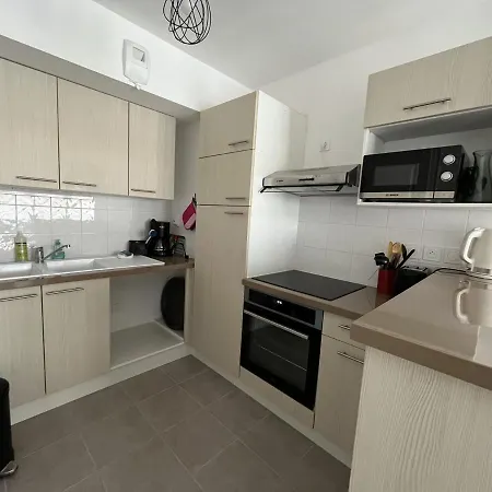 T3 De 66m² Avec Terrasse, Parking Et Proche Jetée Thiers, Centre-ville D'arcachon - Fr-1-374-209 * Arcachon