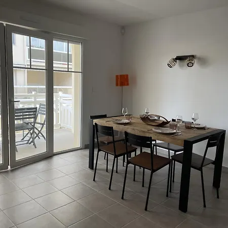 T3 De 66m² Avec Terrasse, Parking Et Proche Jetée Thiers, Centre-ville D'arcachon - Fr-1-374-209 Appartement