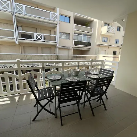 T3 De 66m² Avec Terrasse, Parking Et Proche Jetee Thiers, Centre-ville D'arcachon - Fr-1-374-209 דירה ארסשון