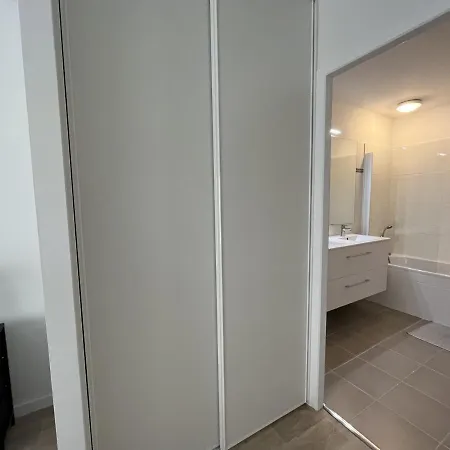 T3 De 66m² Avec Terrasse, Parking Et Proche Jetee Thiers, Centre-ville D'arcachon - Fr-1-374-209 ארסשון