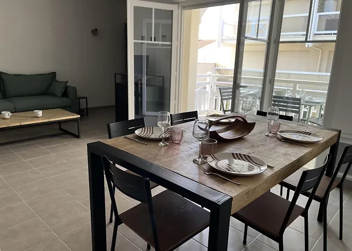 T3 De 66m² Avec Terrasse, Parking Et Proche Jetee Thiers, Centre-ville D'arcachon - Fr-1-374-209 * アルカション