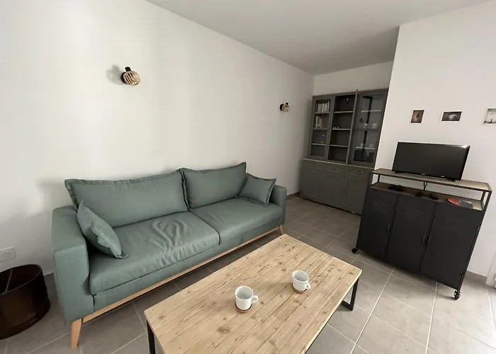 T3 De 66m² Avec Terrasse, Parking Et Proche Jetee Thiers, Centre-ville D'arcachon - Fr-1-374-209