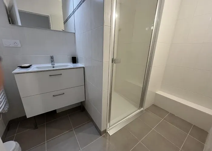 T3 De 66m² Avec Terrasse, Parking Et Proche Jetee Thiers, Centre-ville D'arcachon - Fr-1-374-209 アパート