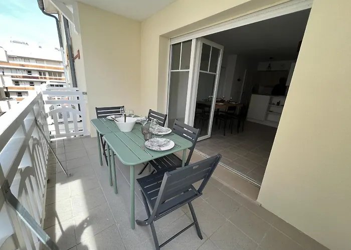T3 De 66m² Avec Terrasse, Parking Et Proche Jetee Thiers, Centre-ville D'arcachon - Fr-1-374-209 アパート